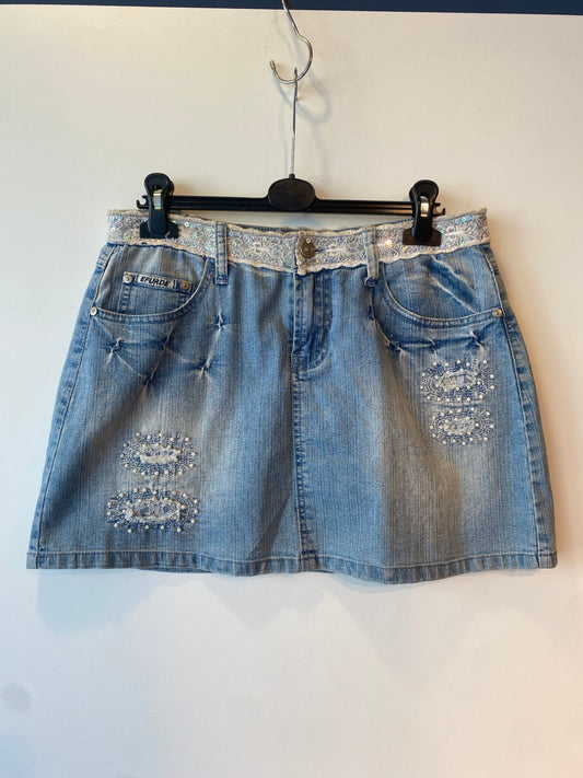 Denim Rock M Hellblau mit Perlen, Pailletten und Spitze