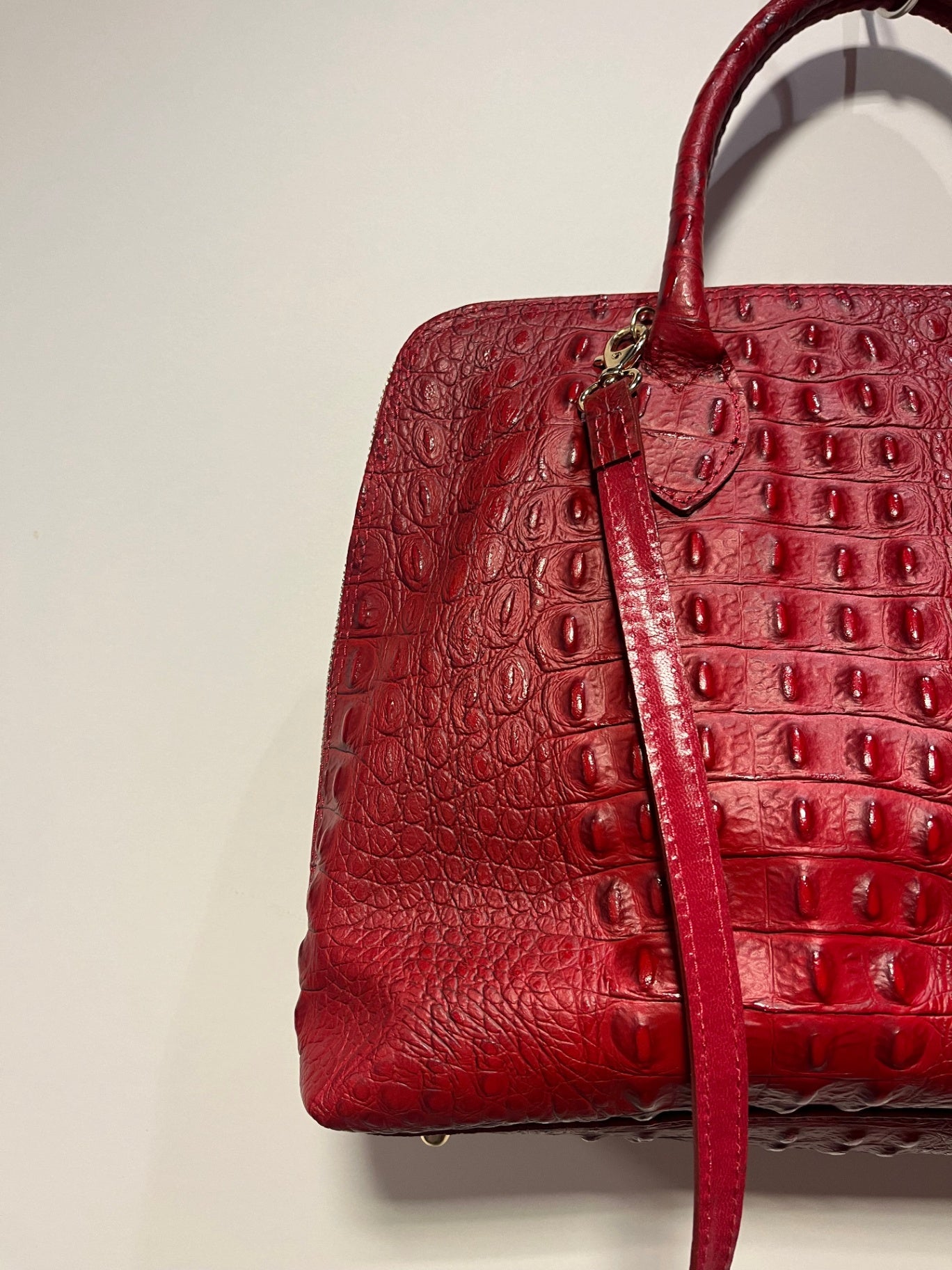 Tasche Rot mit Kroko-Optik
