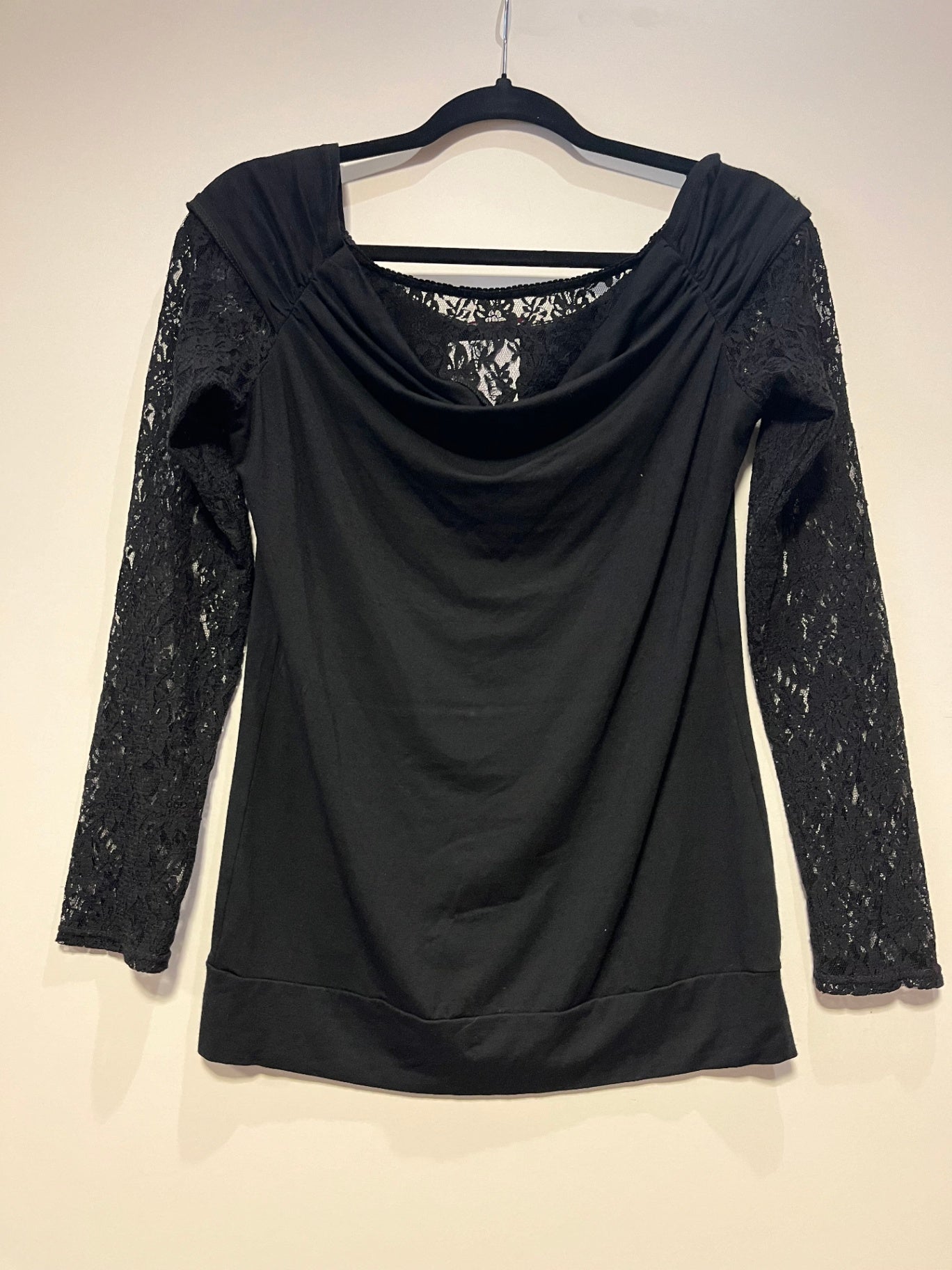 Longsleeve S Schwarz mit Spitze