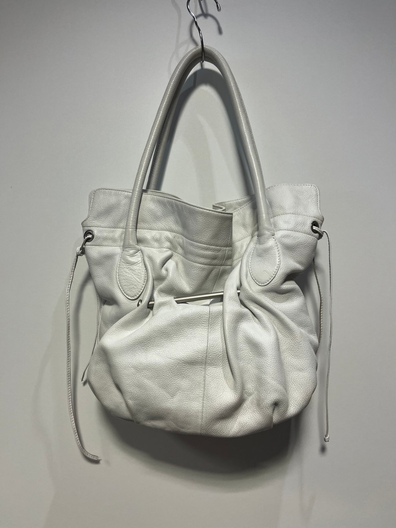 Fabrizio Poker Handtasche Weiß