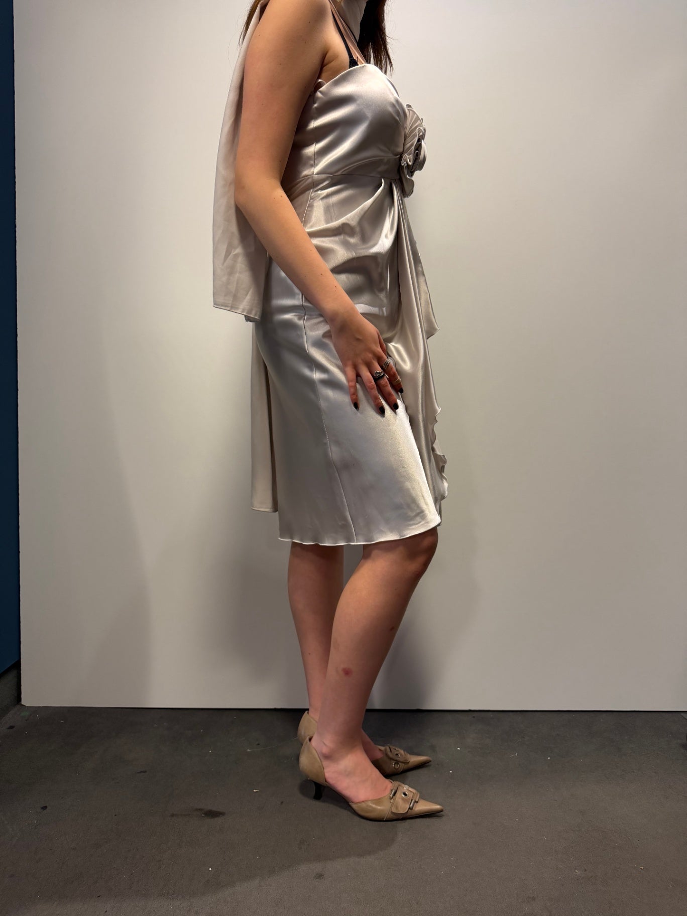 Abendkleid 36 Silber mit Umhängeschal