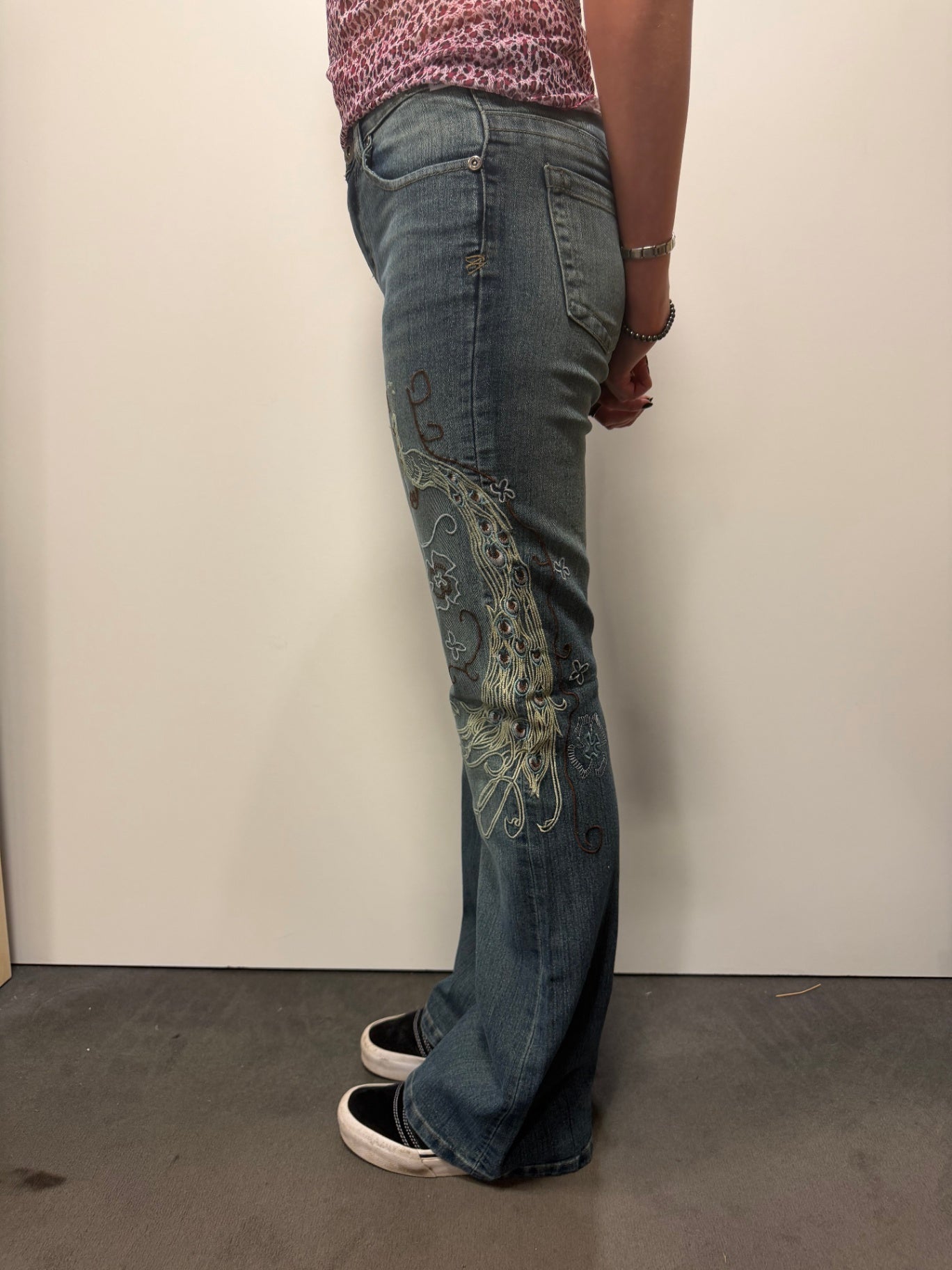 Jeans 34 Blau bestickt