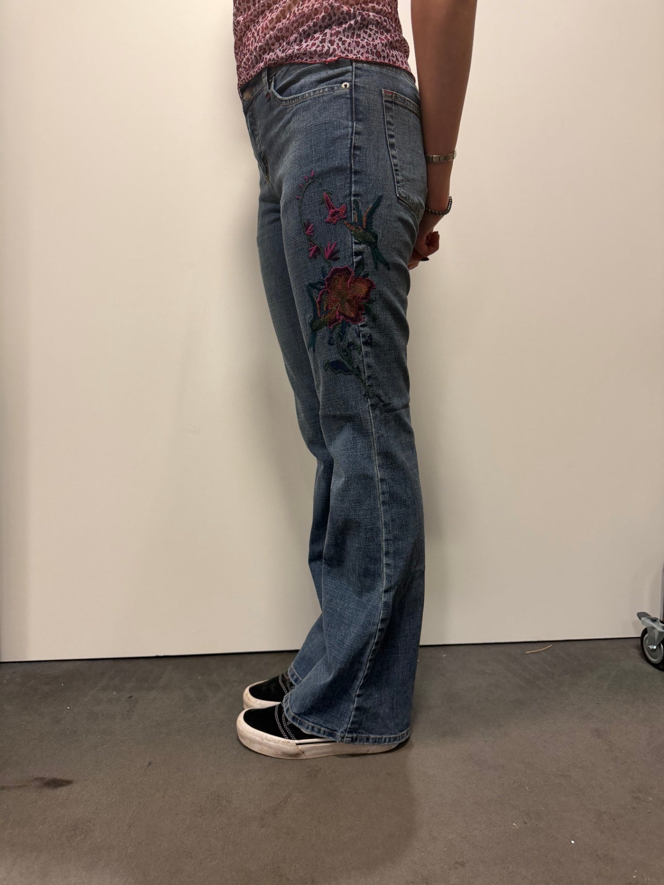 Jeans 34 Blau bestickt