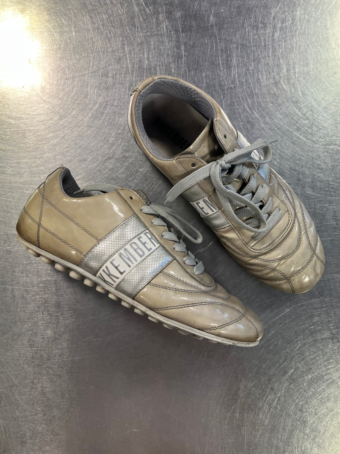 Sneakers 40 Beige Silber