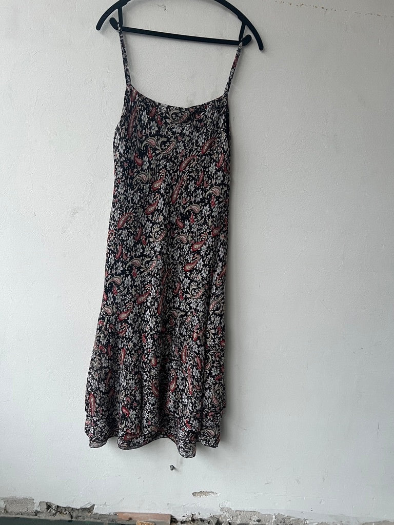  Kleid M Bunt mit Schwarz, Rot, Weiß