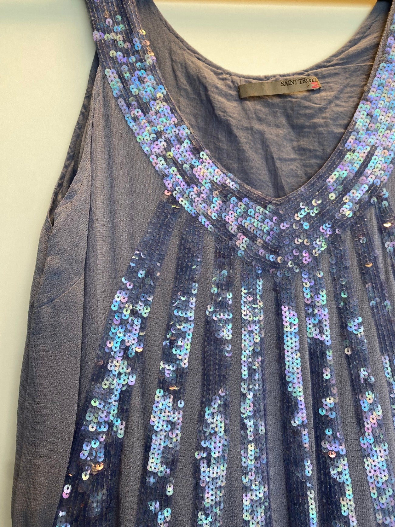 Ärmelloses Kleid M Lilac mit Pailletten