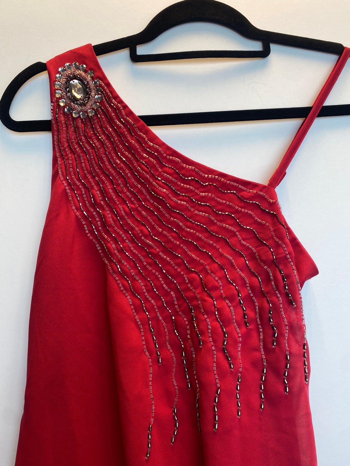 Kleid 34 Rot mit Perlen