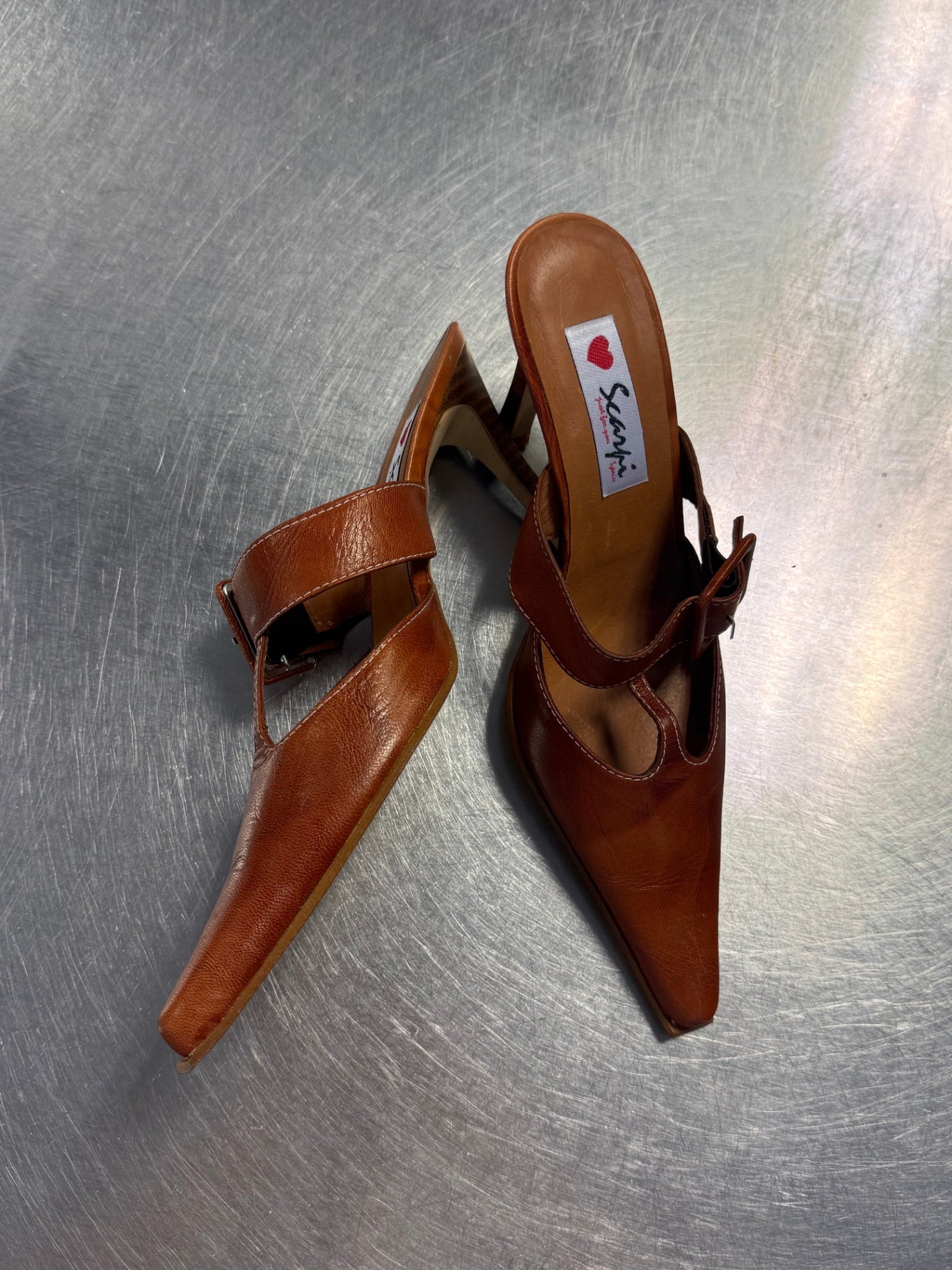 Srazi Pumps 38 Braun