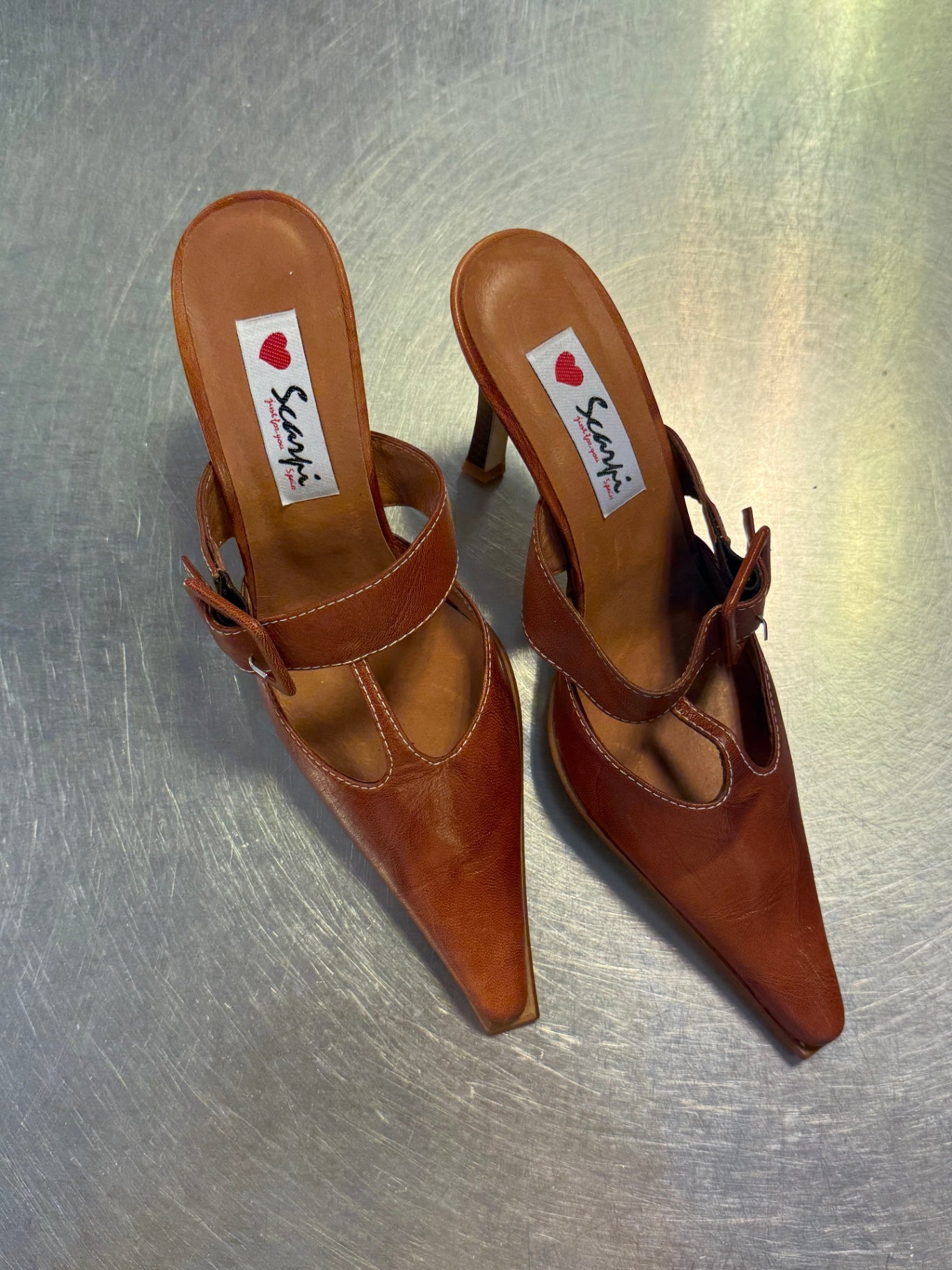 Srazi Pumps 38 Braun
