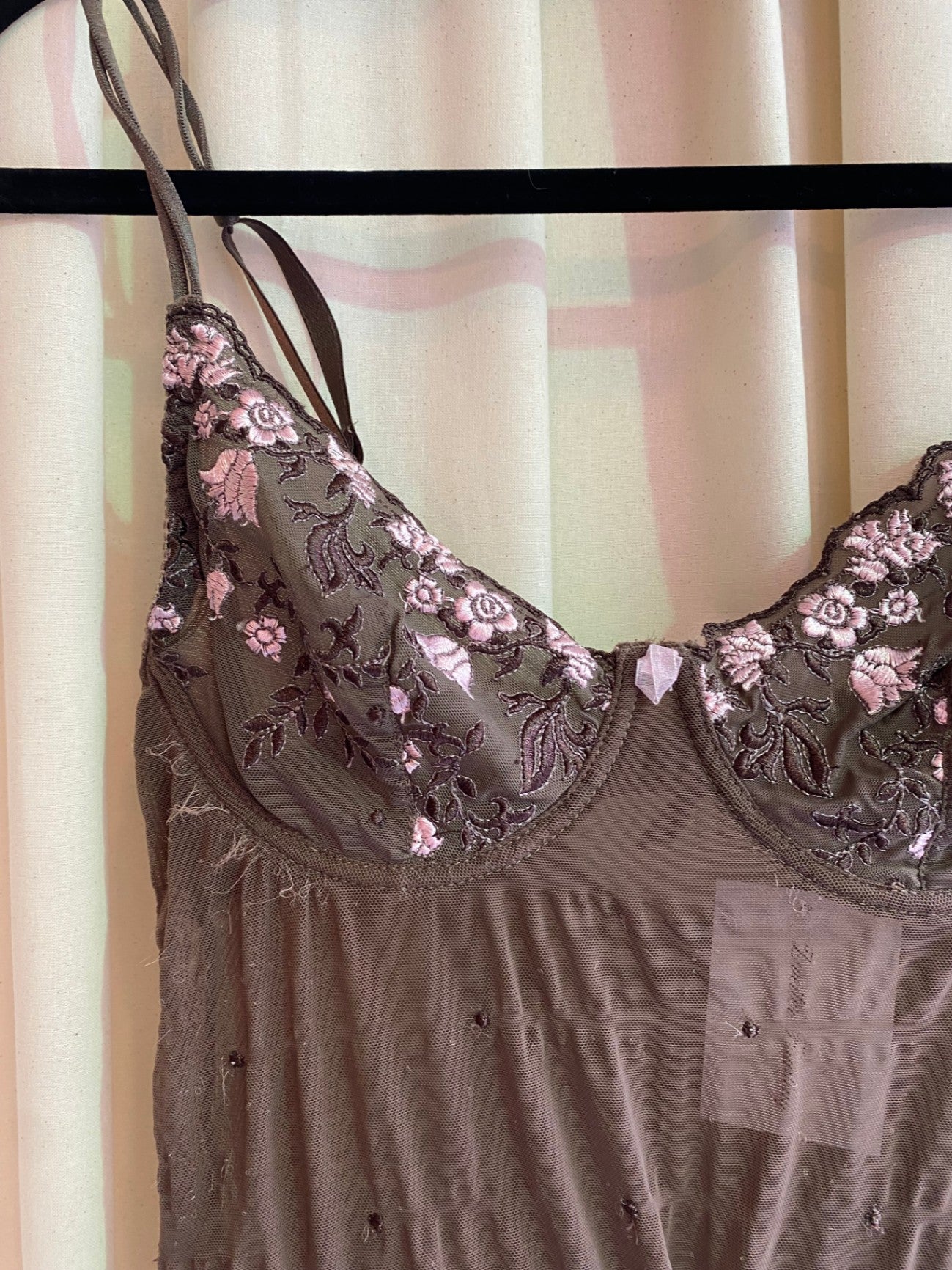 Camitop S Braun mit rosa Florals
