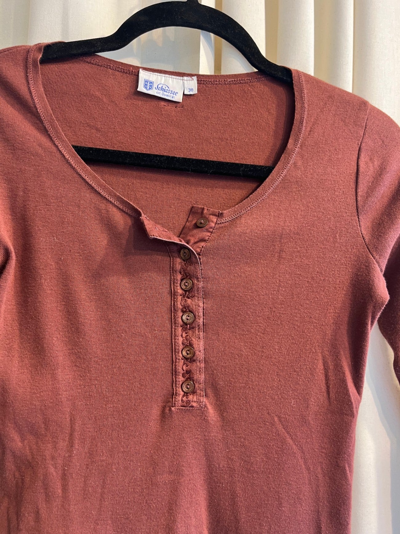 Schliesse Langarmshirt S Burgunderrot