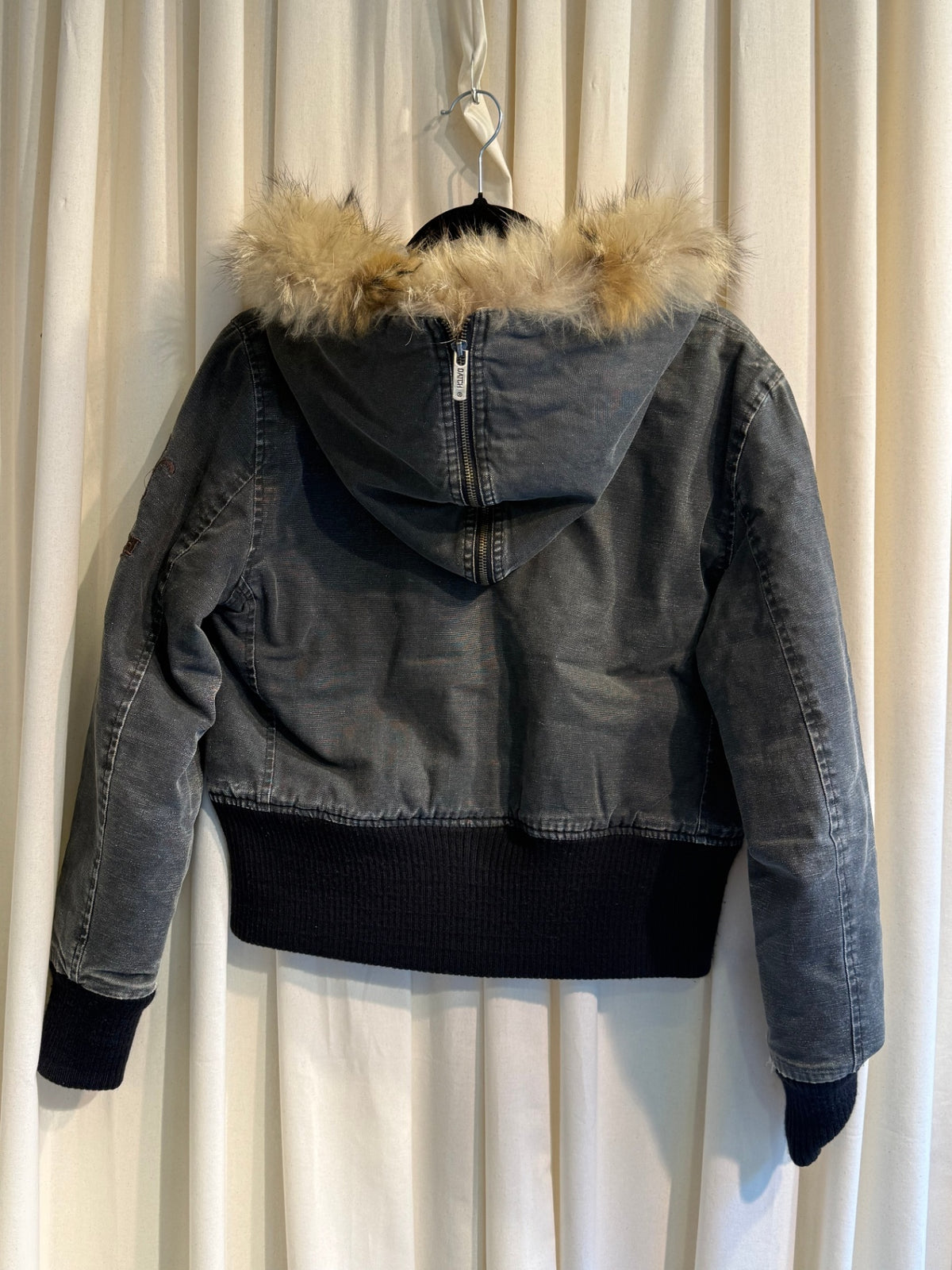 Jacke S Grau