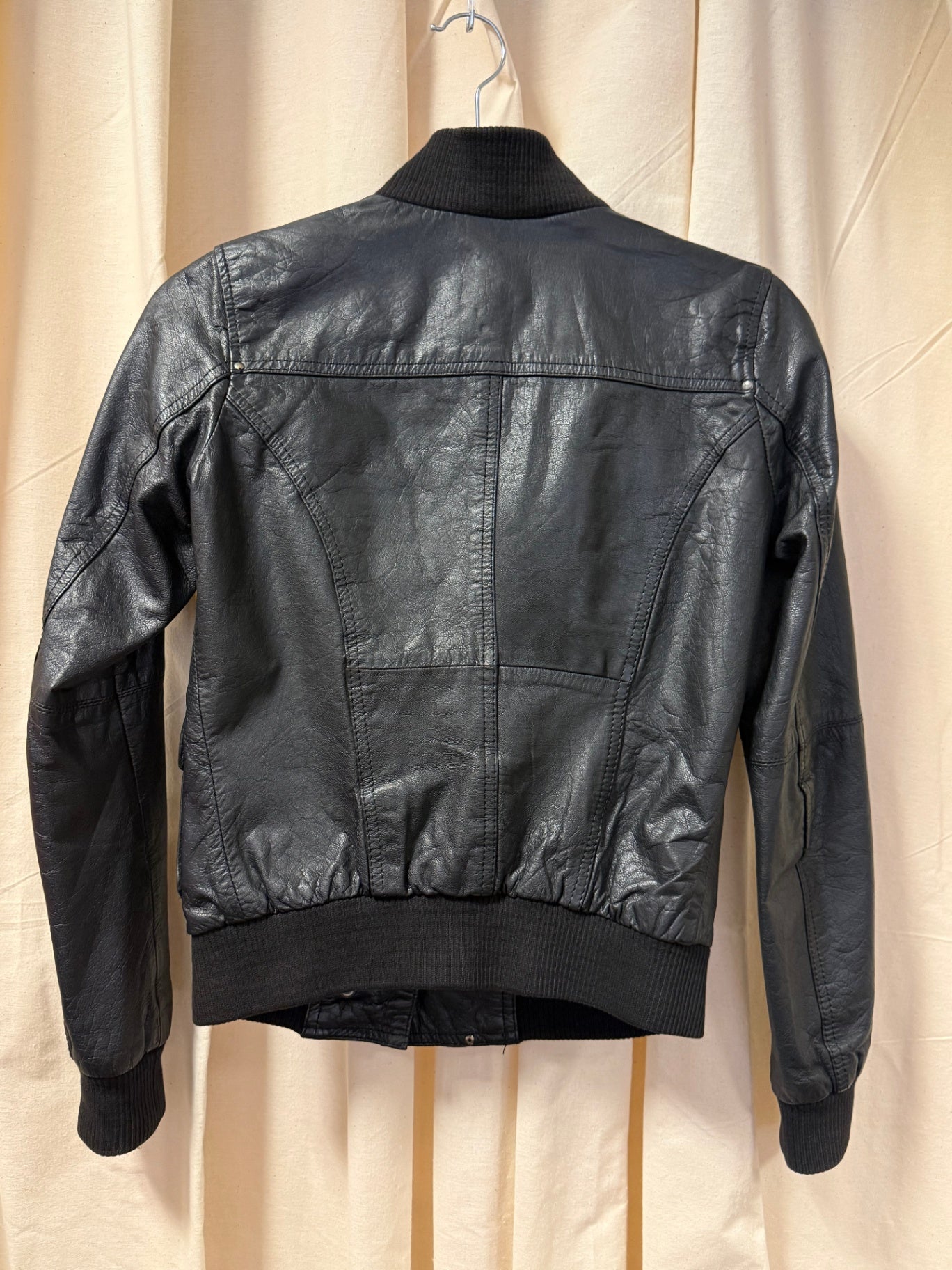Jacke S Schwarz