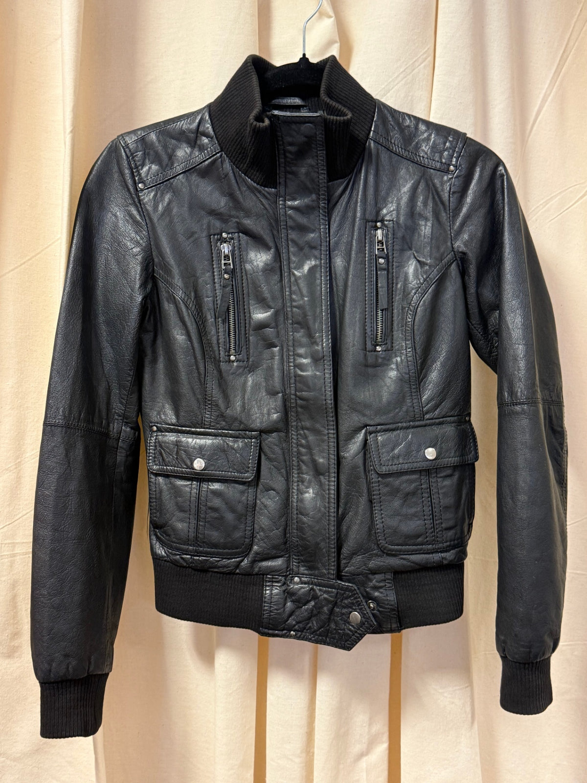 Jacke S Schwarz