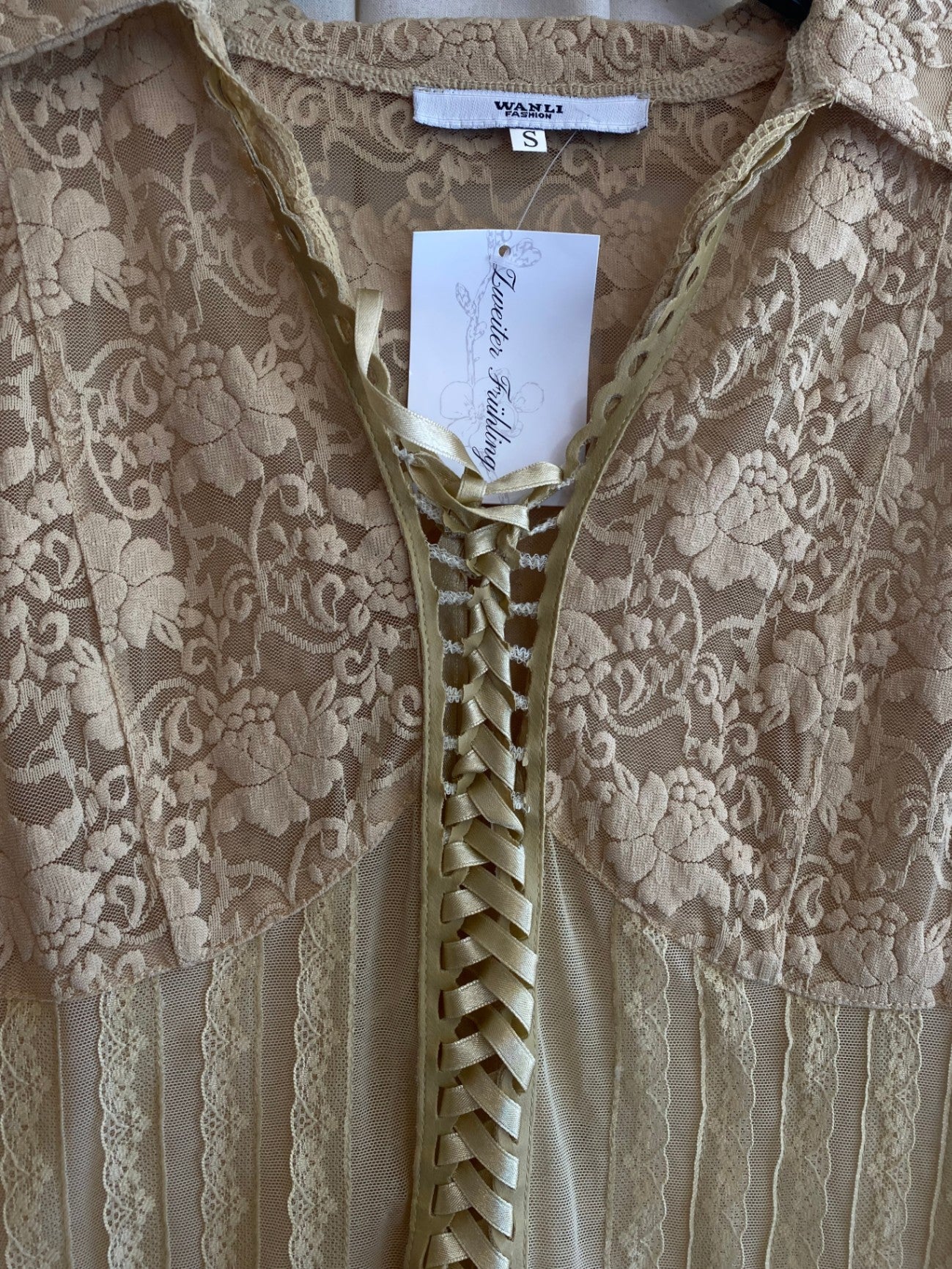 Langarmshirt S Spitze, Beige