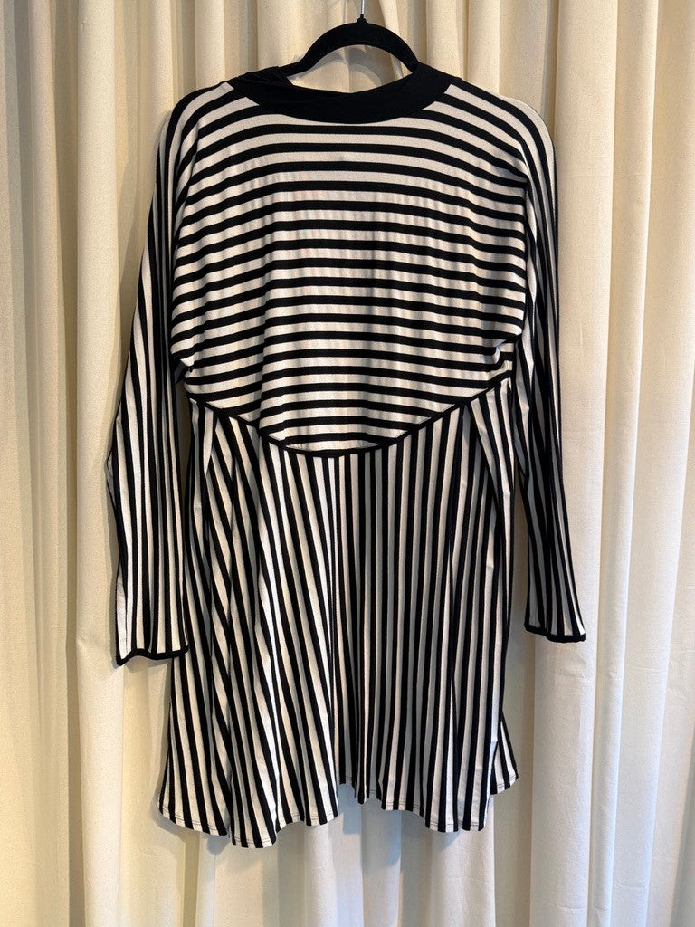 Kleid M Gestreift