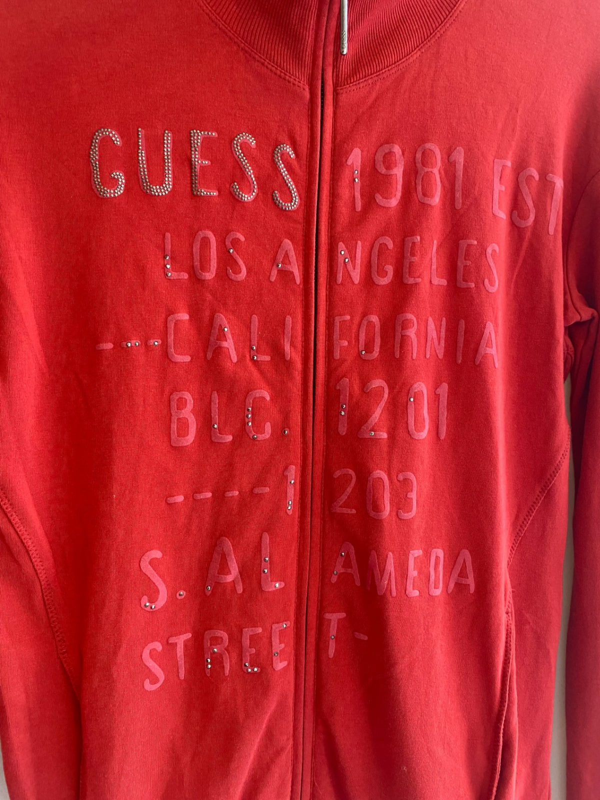 GUESS Zipper L Rot