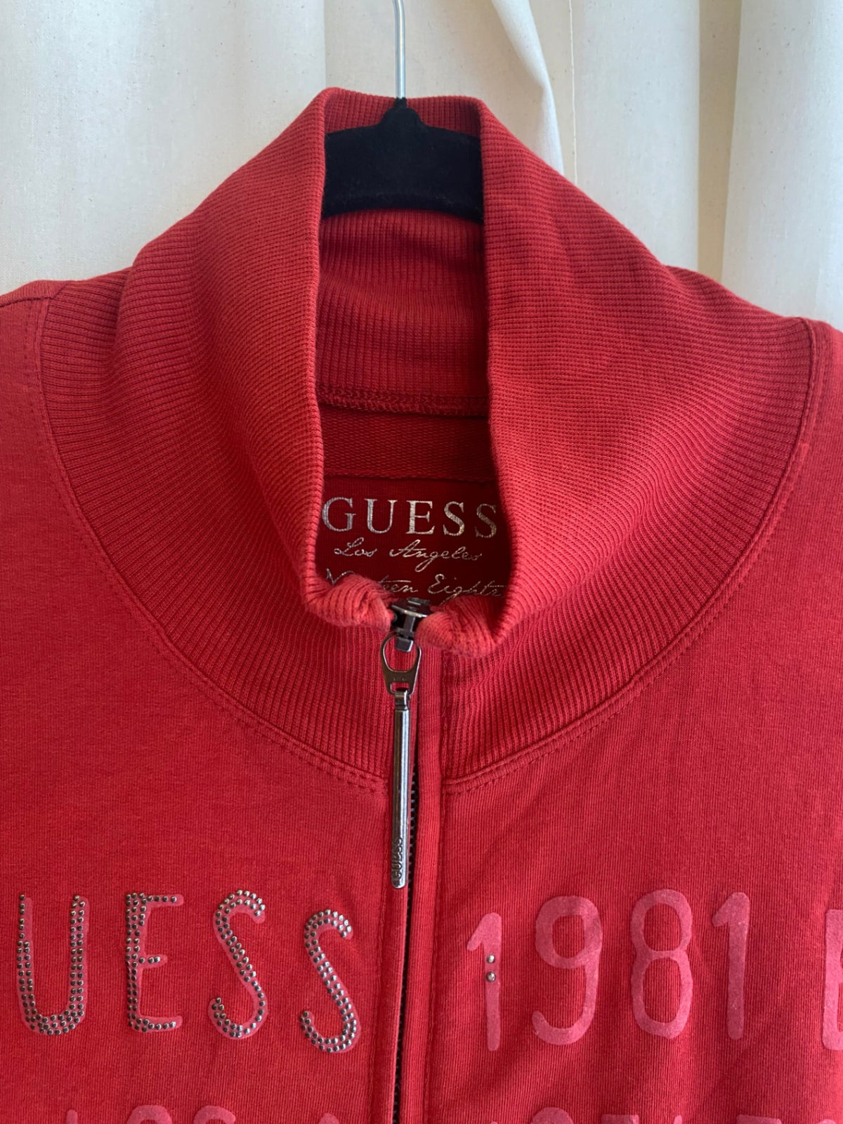GUESS Zipper L Rot