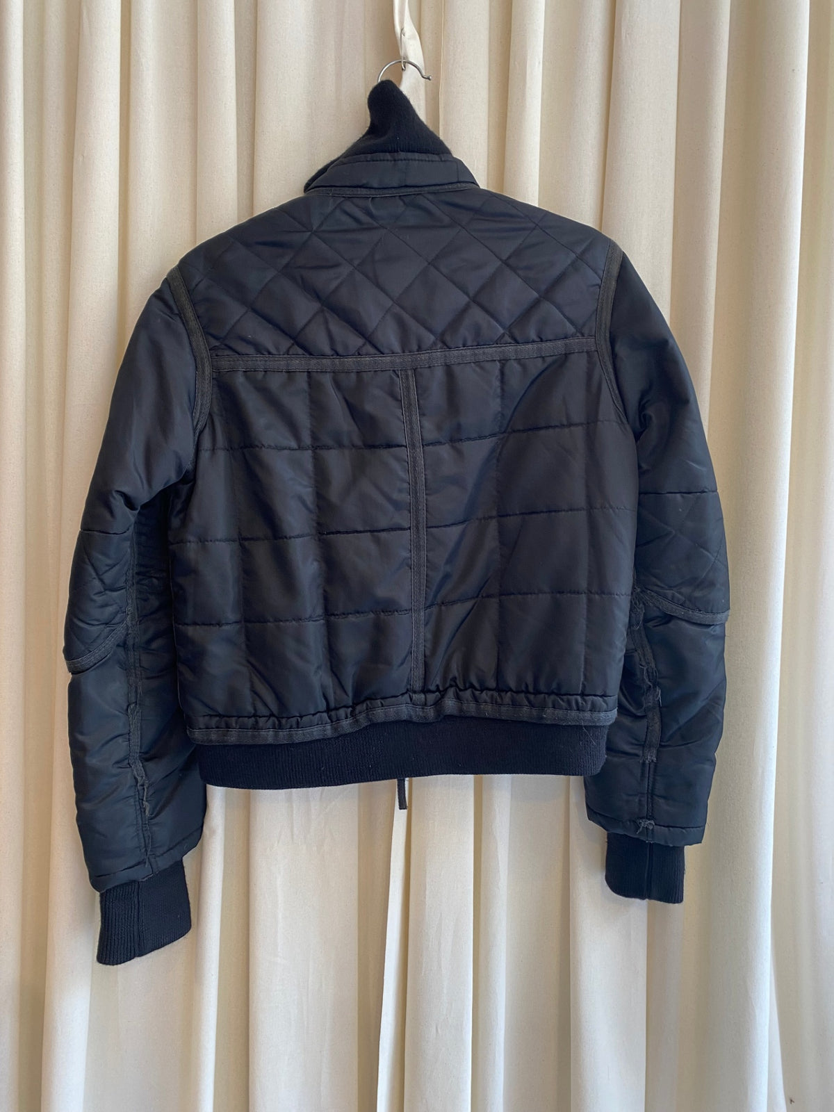 Jacke M Schwarz