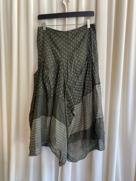 Langer Rock XL Olivgrün