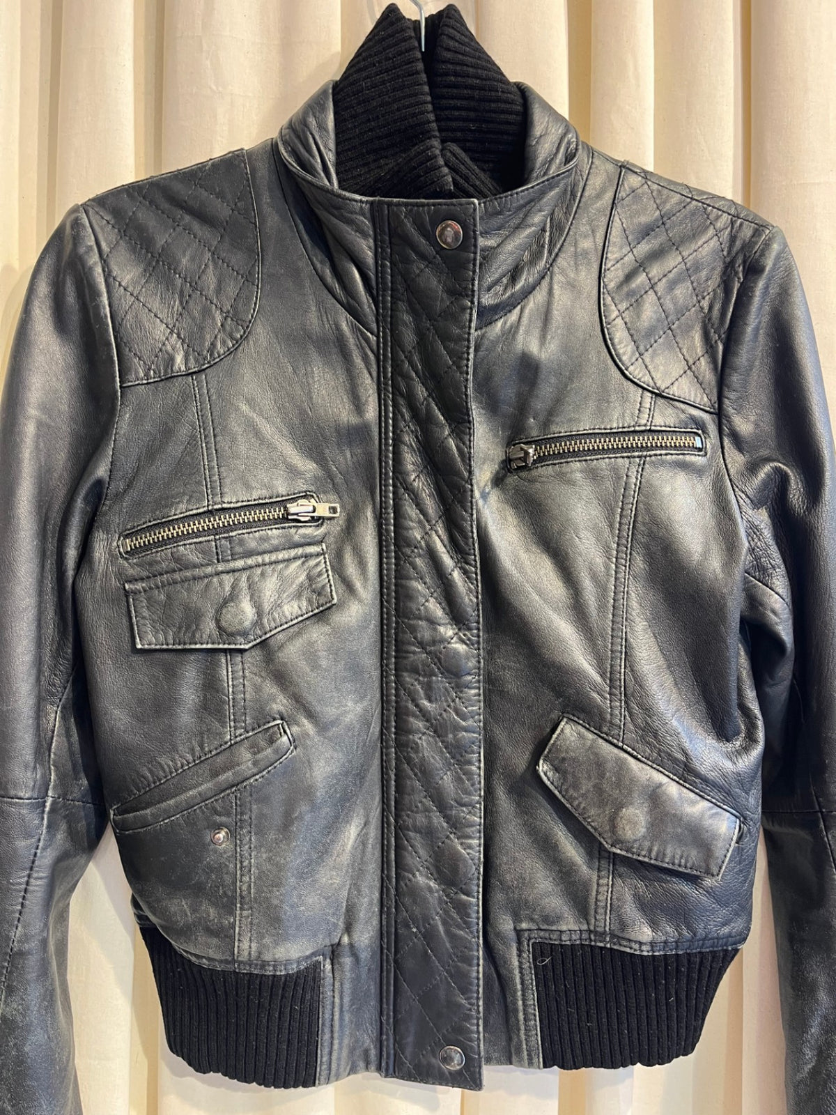 Jacke S Schwarz