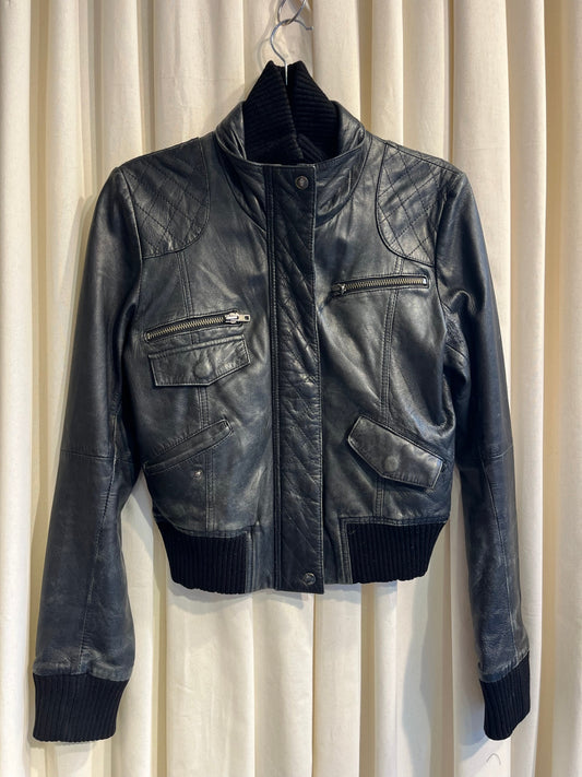 Jacke S Schwarz