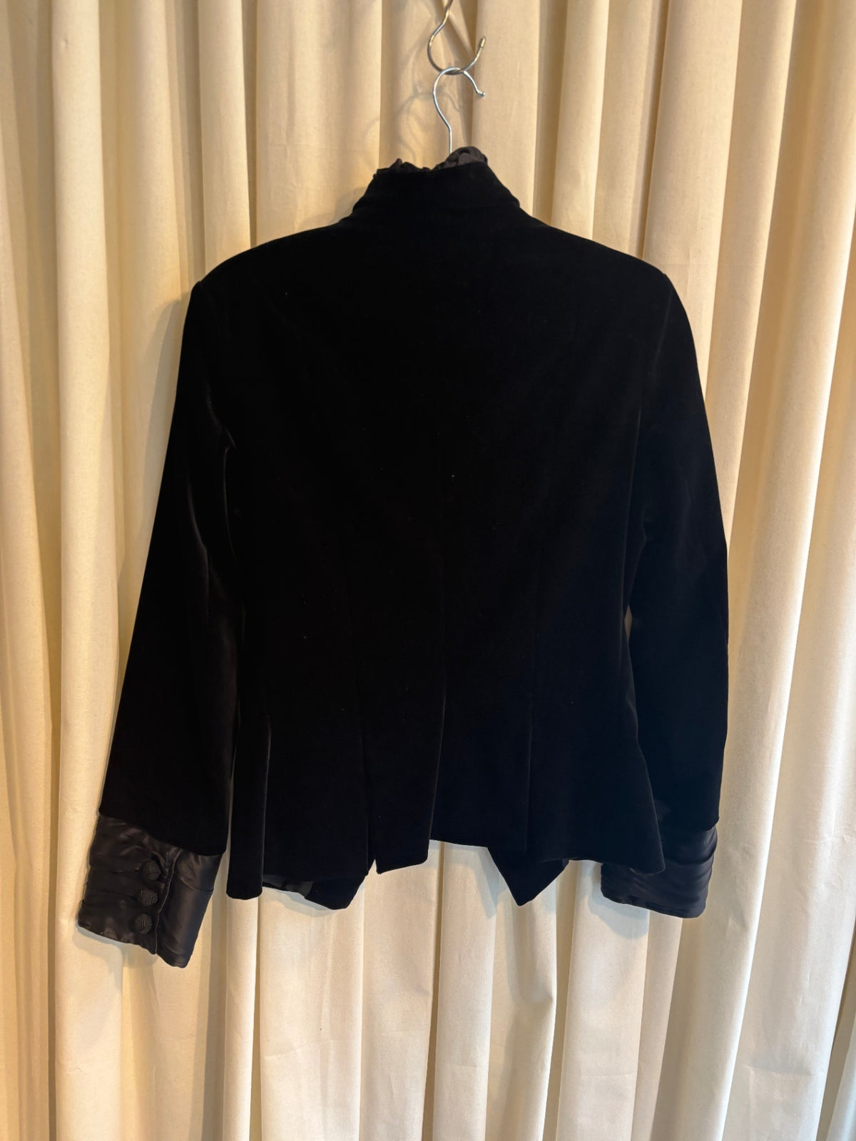 Blazer L Schwarz