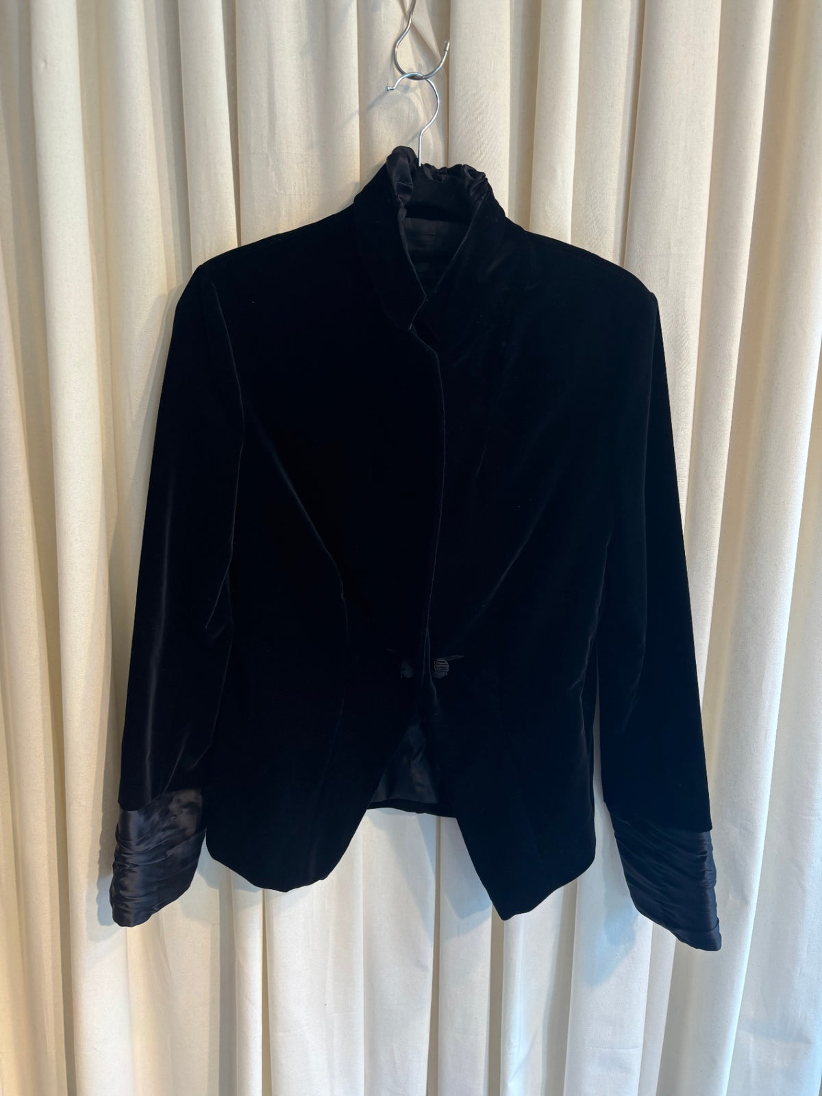 Blazer L Schwarz