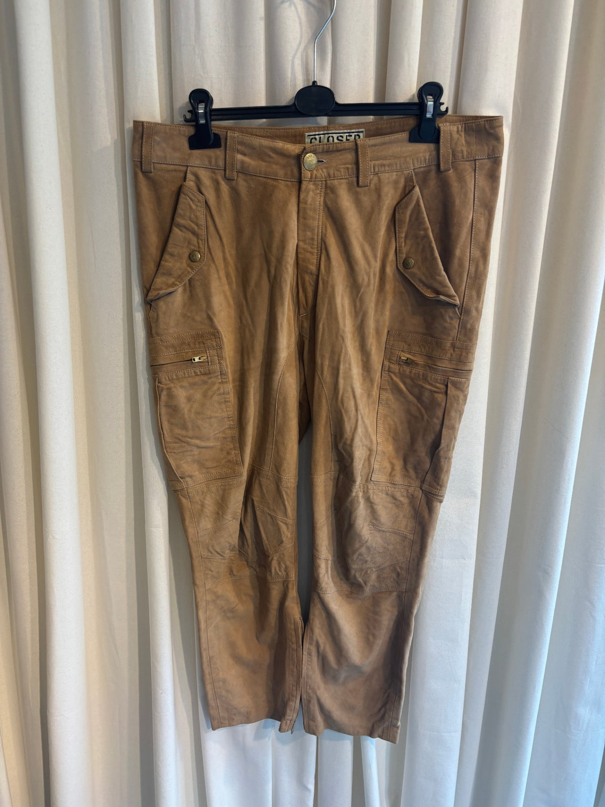 Hose 44 Beige