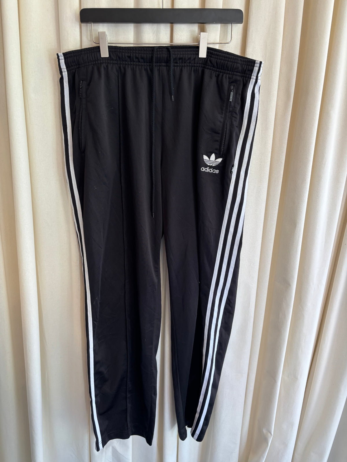 adidas Hosen L schwarz