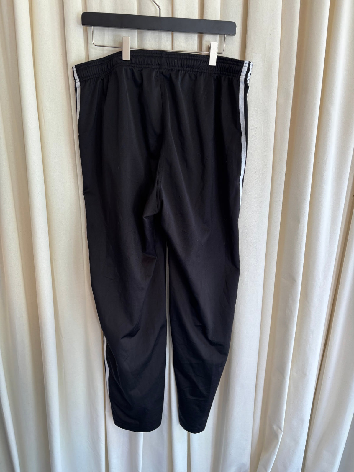 adidas Hosen L schwarz