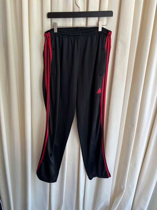 aAdidas Jogginghose S Schwarz mit roten Streifen
