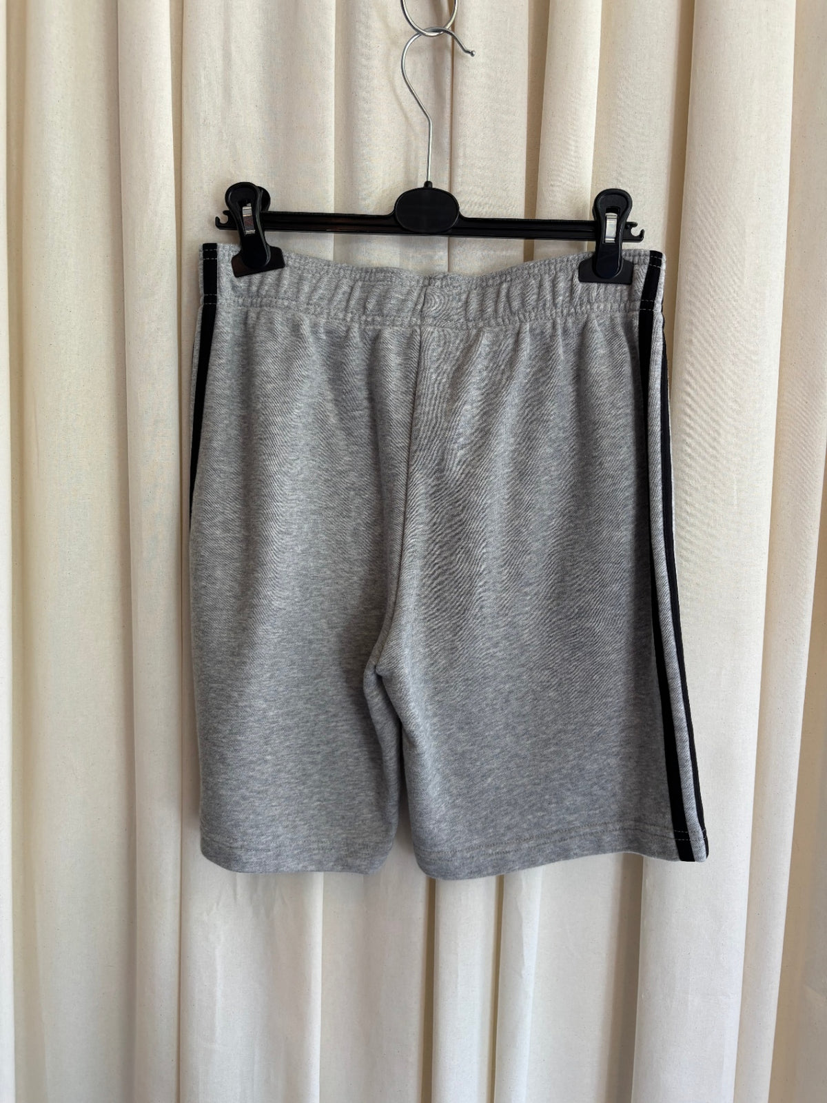 Adidas Shorts S Grau