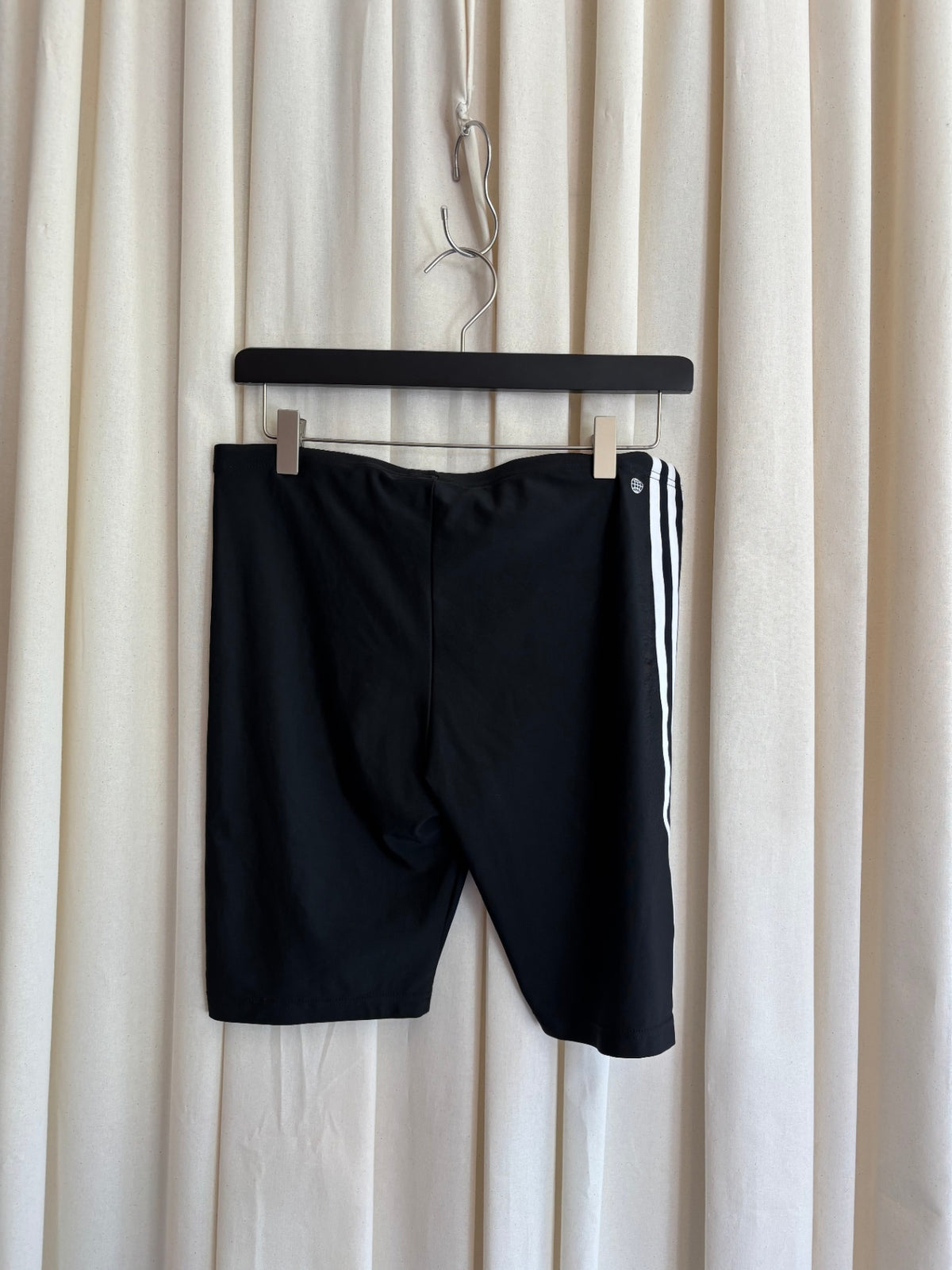 Adidas Shorts M Schwarz