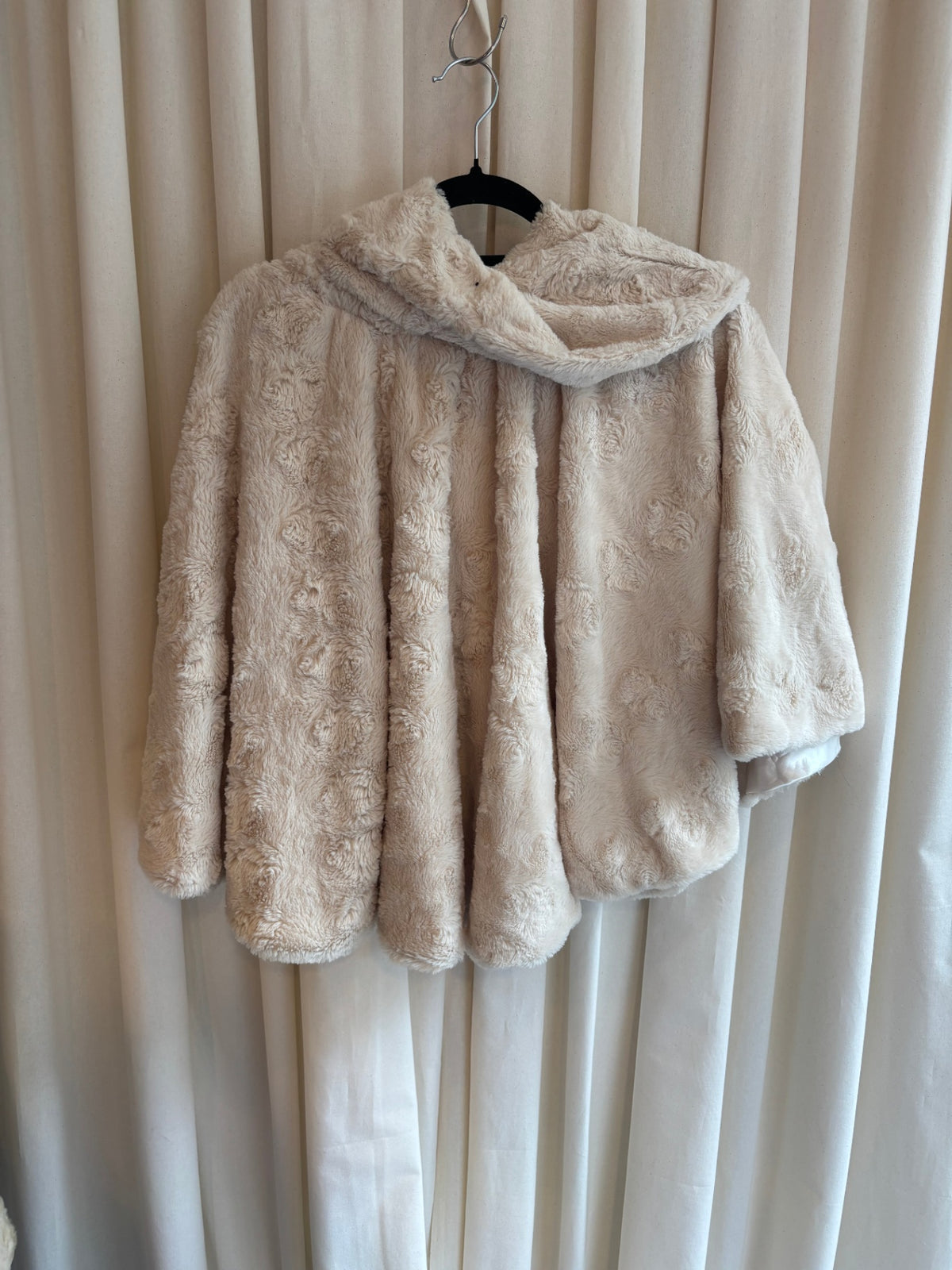 Fell Poncho Onesize Beige