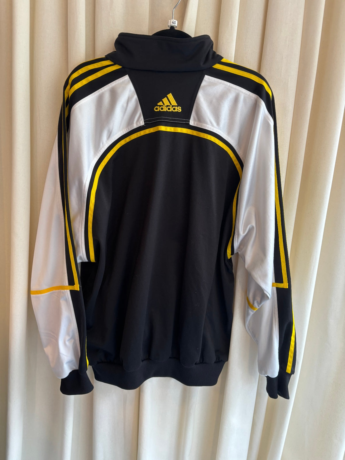 Adidas Jacke XL Schwarz, Weiß