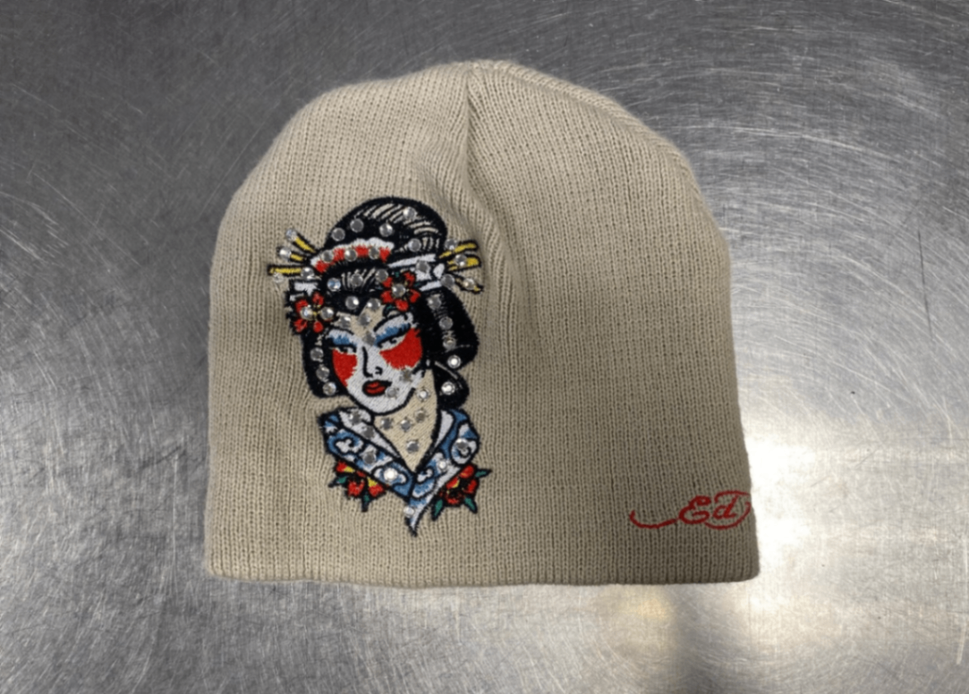 Ed Hardy Mütze Beige mit Strasssteinen