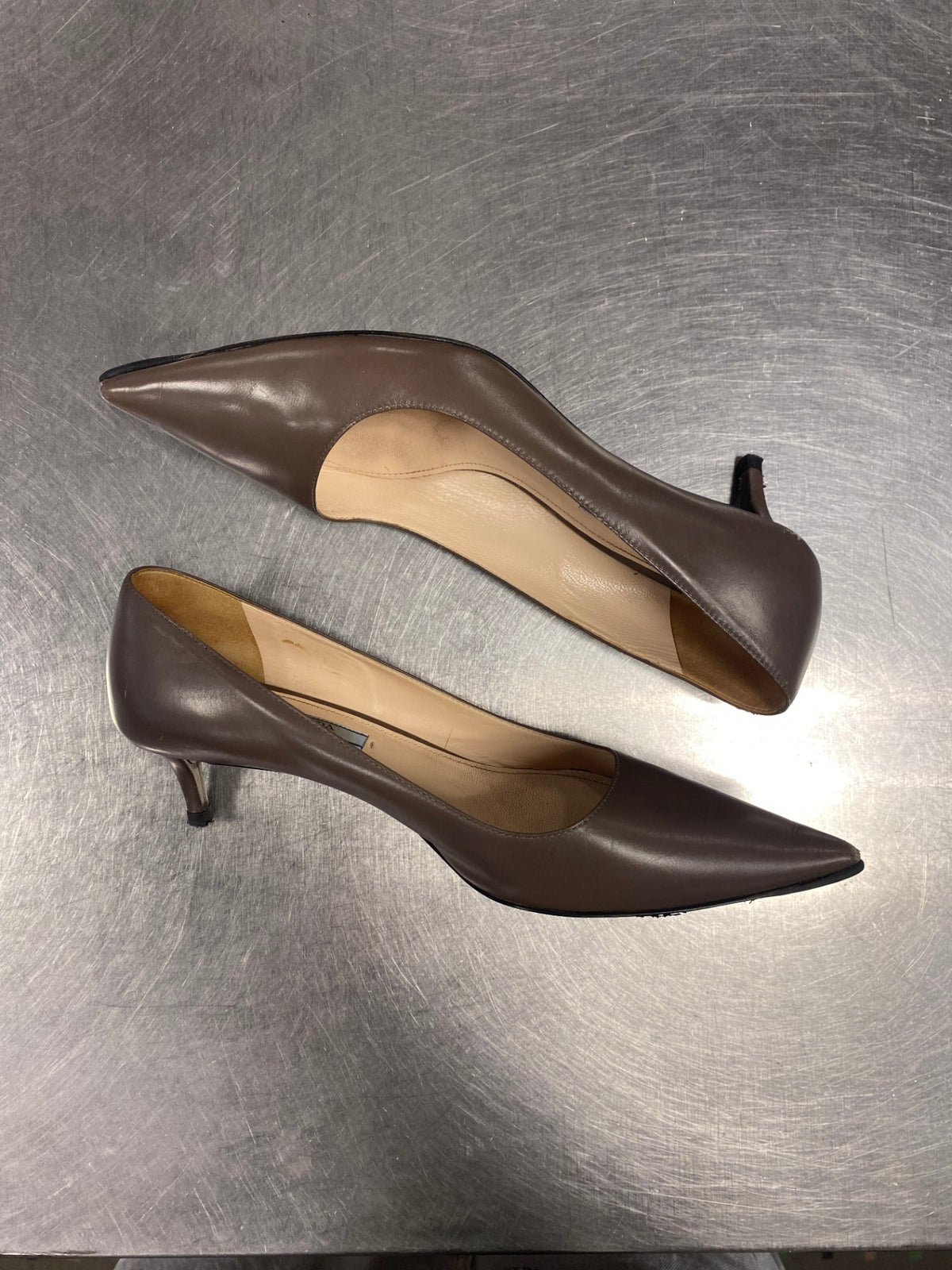Prada Pumps 40 Grau/Braun