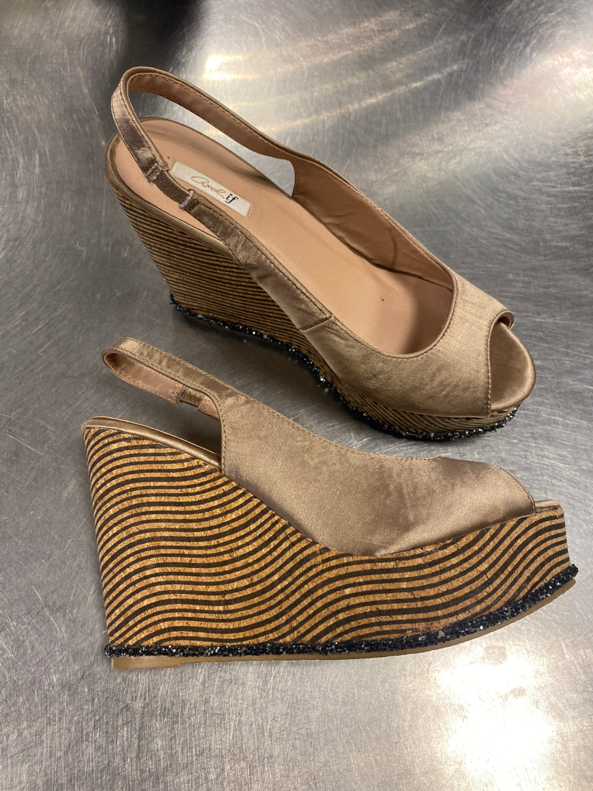 Wedges 38 Champagner