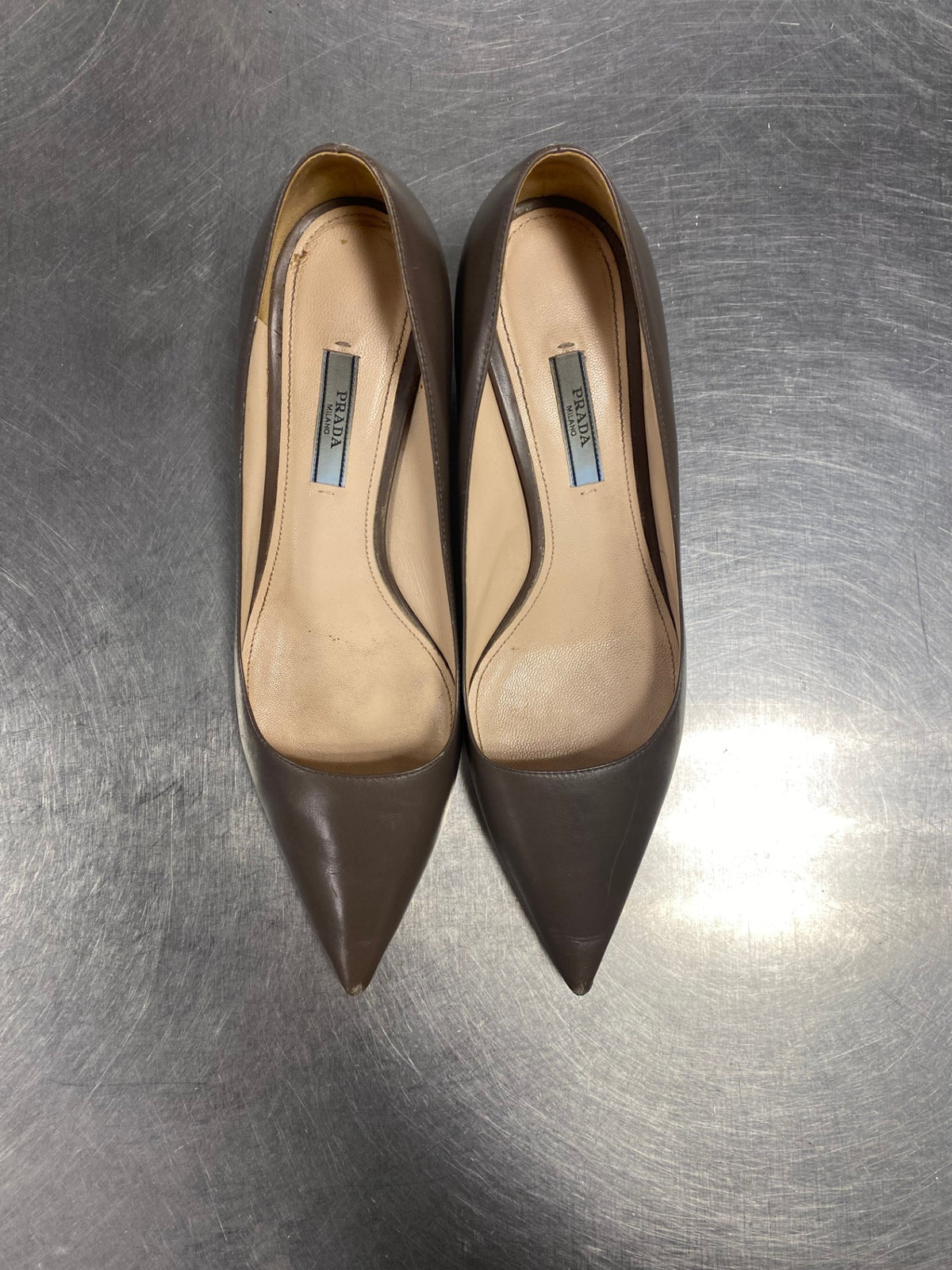 Prada Pumps 40 Grau/Braun